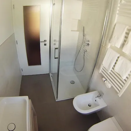 Daire Apartments Vernel